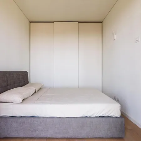 Luxury Flat With Pool Gym Parking - Unit9b Apartment