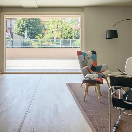 Luxury Flat With Pool Gym Parking - Unit9b Apartment