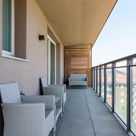 Luxury Flat With Pool Gym Parking - Unit9b * Milan